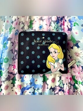 Kate Spade x Disney Alice in Wonderland Small Zip Around Bifold Wallet